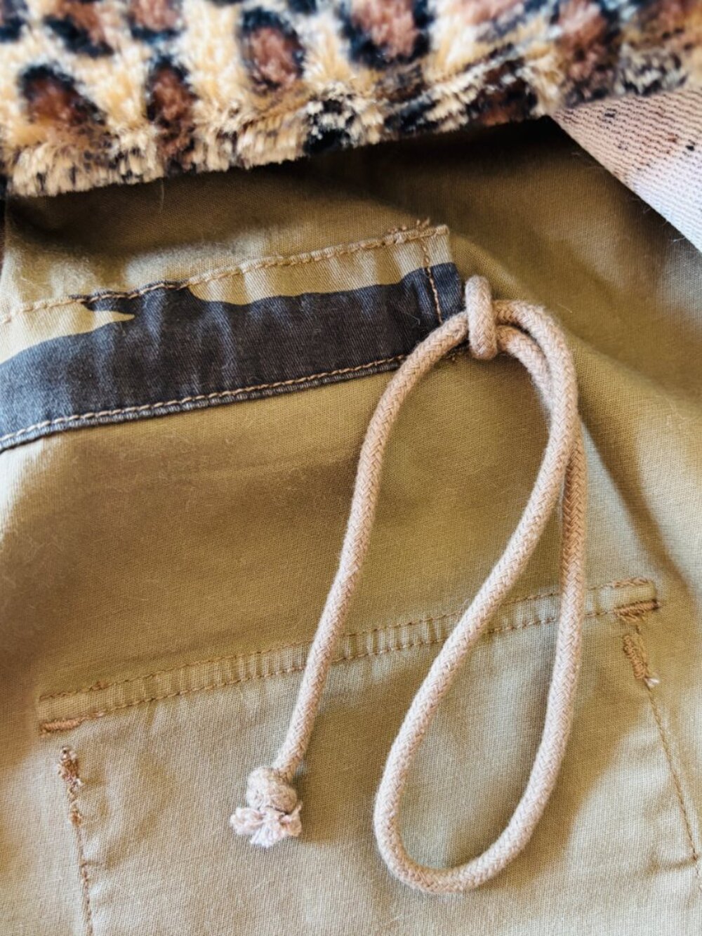 CAMO Jacket with Button In Faux Leopard Lining - Picture 9 of 10